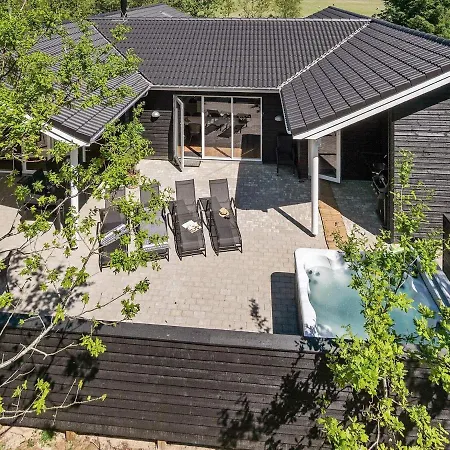 Holiday home 18 Person In Fjerritslev